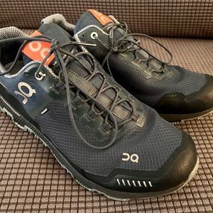 Mens On Cloud Shoes.